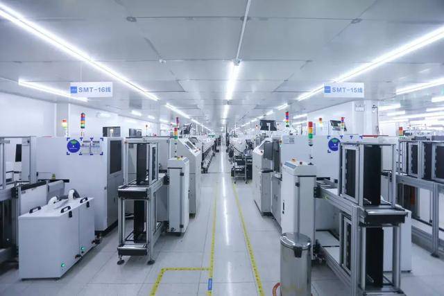 全球出貨量?jī)H次于三星、富士康,vivo自有工廠被網(wǎng)友狂贊